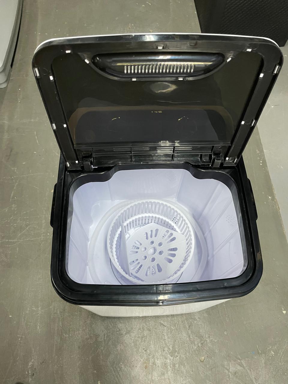 Bennett Read 8kg washing machine