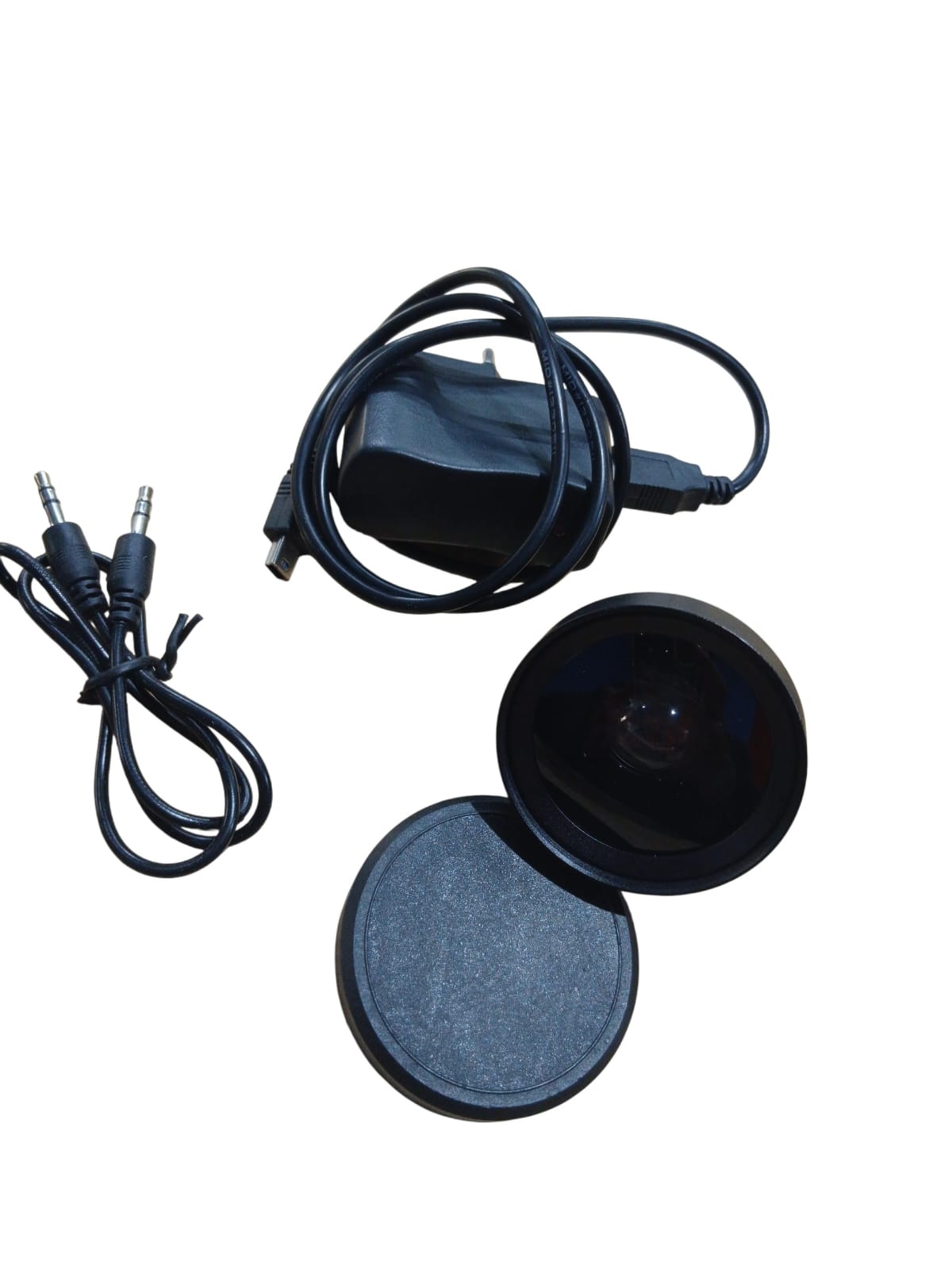 EUFY INDOOR SECURITY CAMERA WITH 2K RESOLUTION