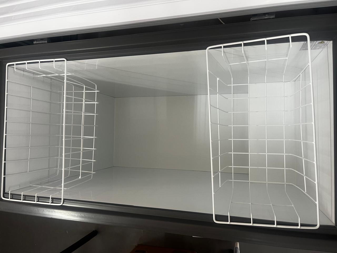 Univa chest freezer