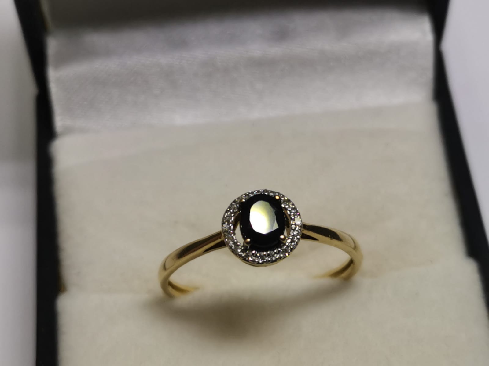 9ct Fine Yellow Gold Ring