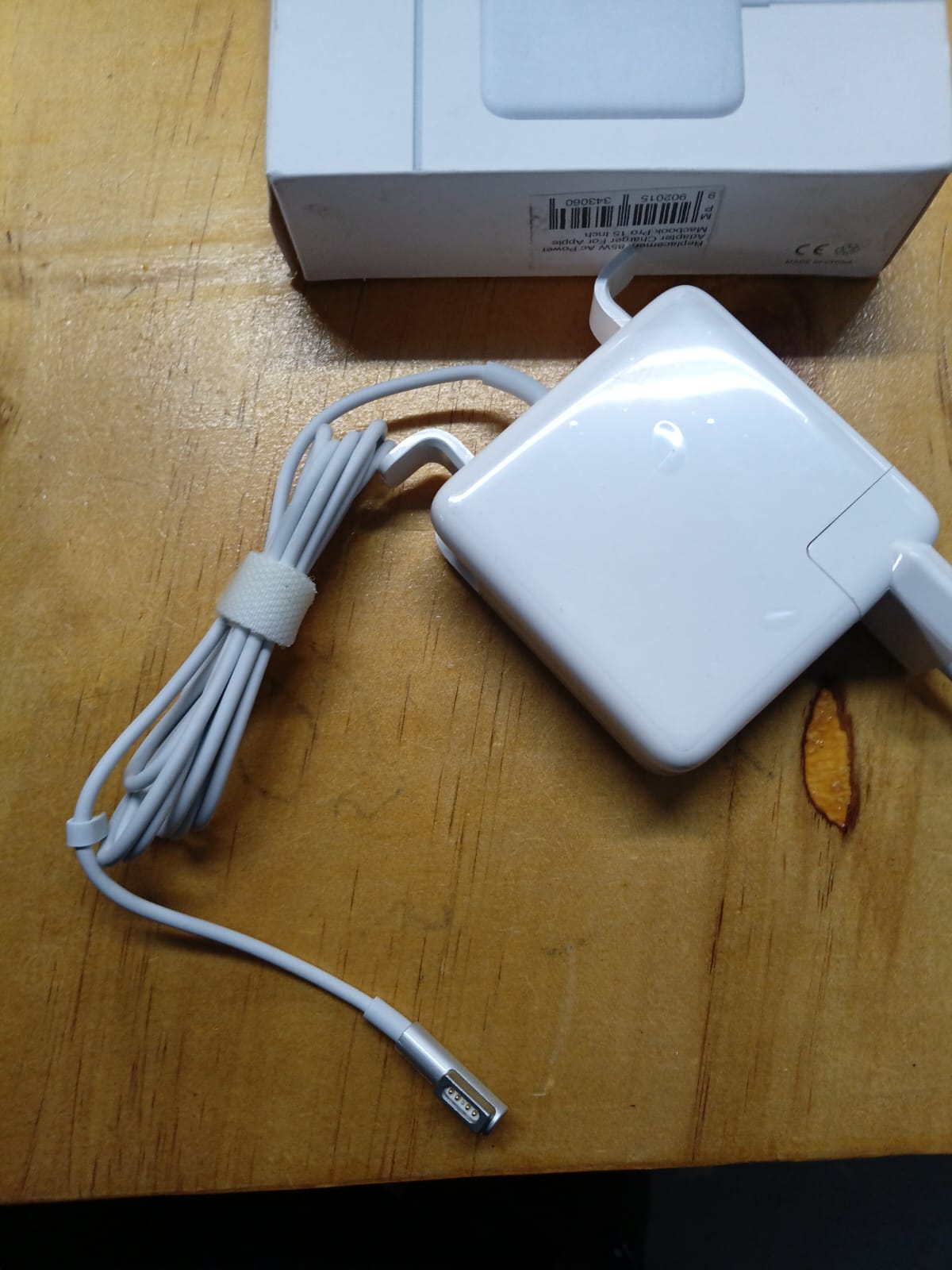 85W MEGSAFE 2 MACBOOK CHARGER