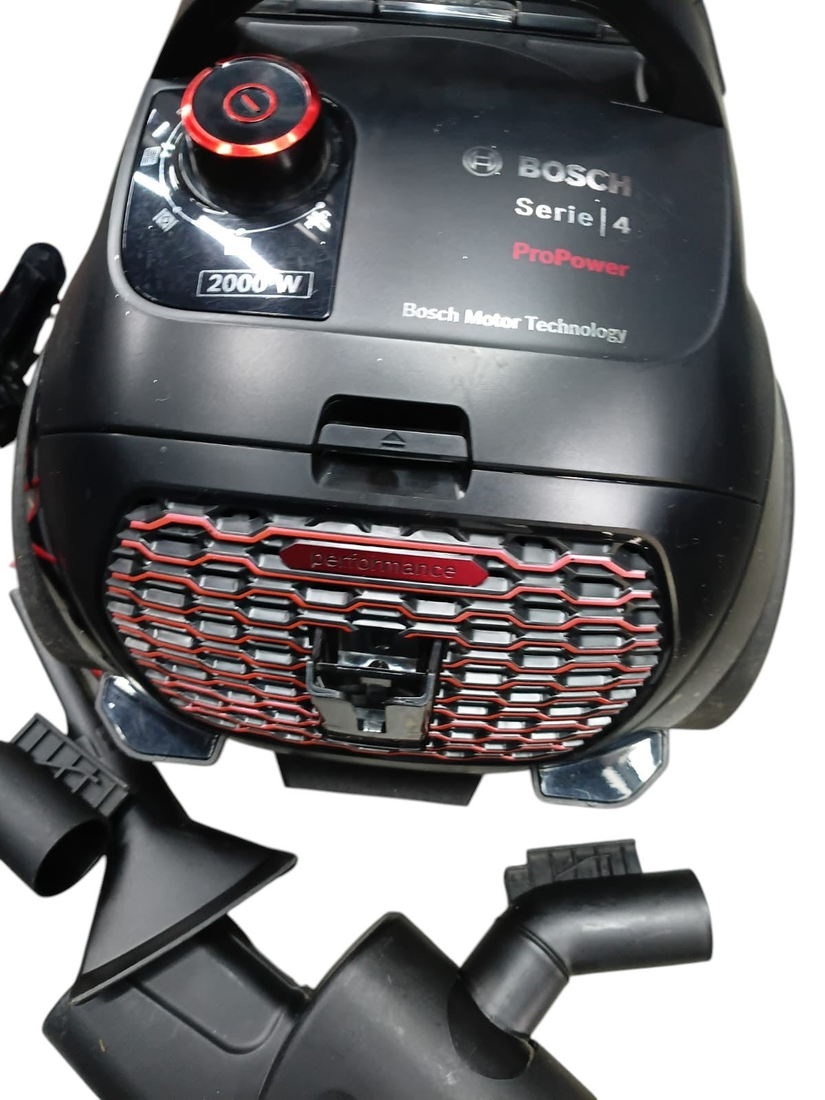 Bosch Serie 4 ProPower Bagless Vacuum Cleaner
