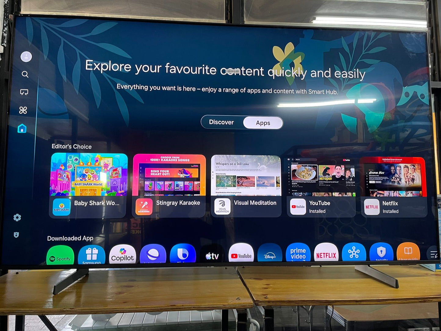 Samsung 65''inch Smart TV