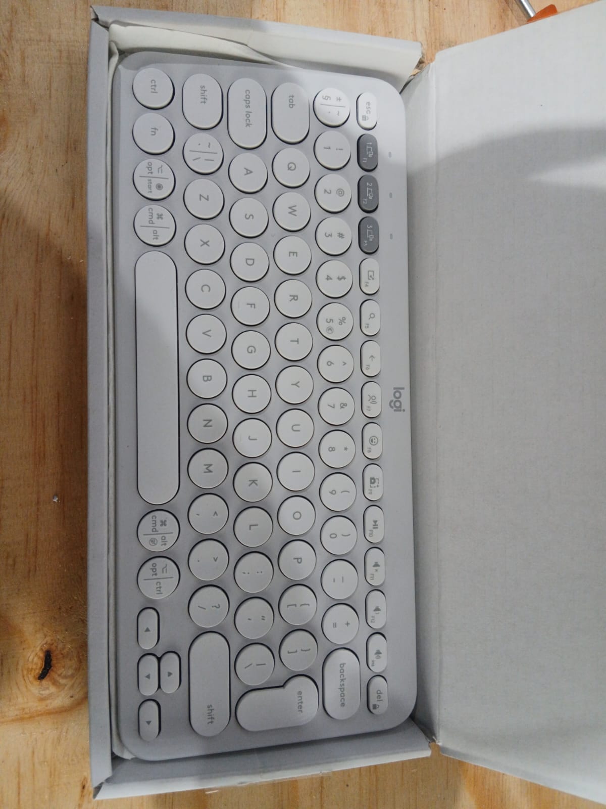 LOGITECH PEBBLE KEYS 2 K380S MULTI DEVICE KEYBOARD
