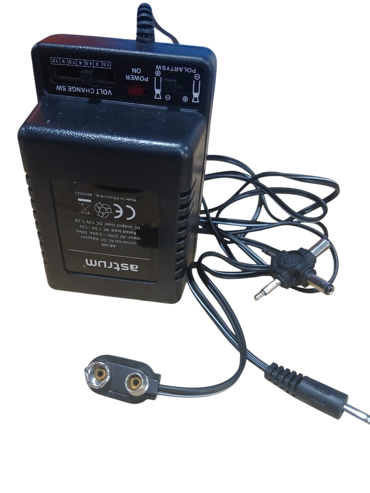 ASTRUM UNIVERSAL AC-DC ADAPTOR