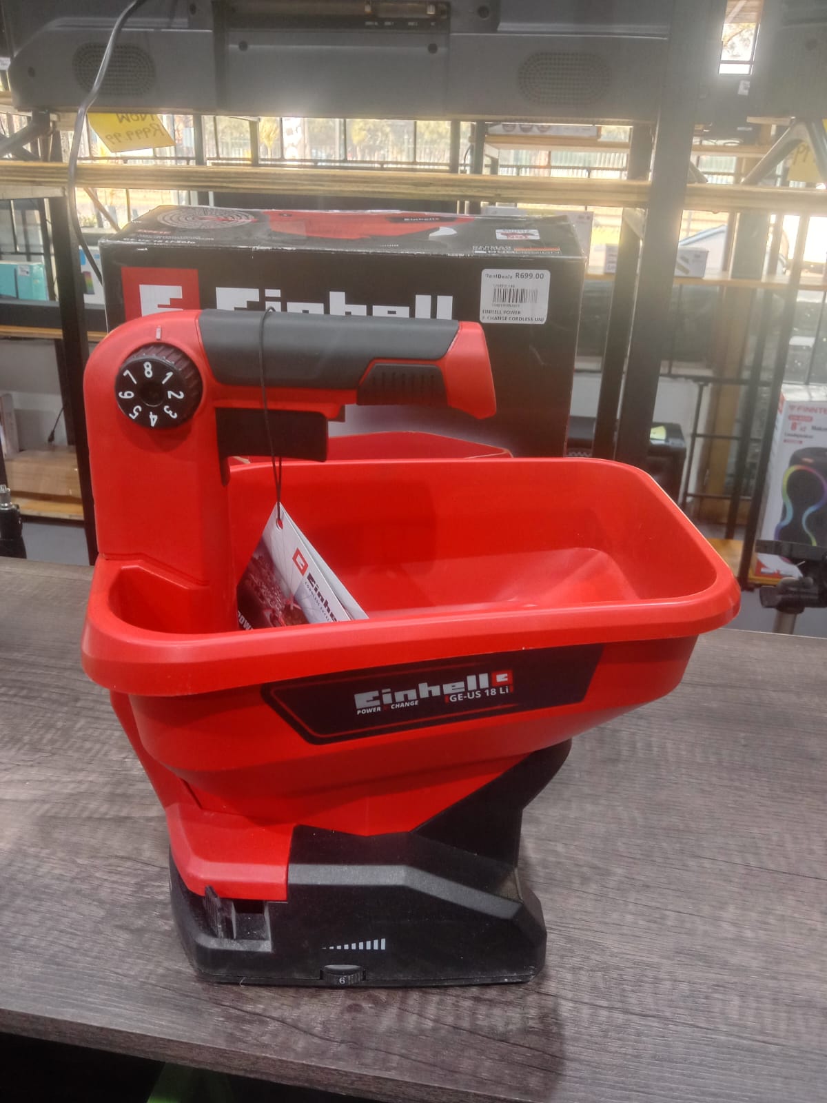 EINHELL  CORDLESS UNIVERSAL SPREADER