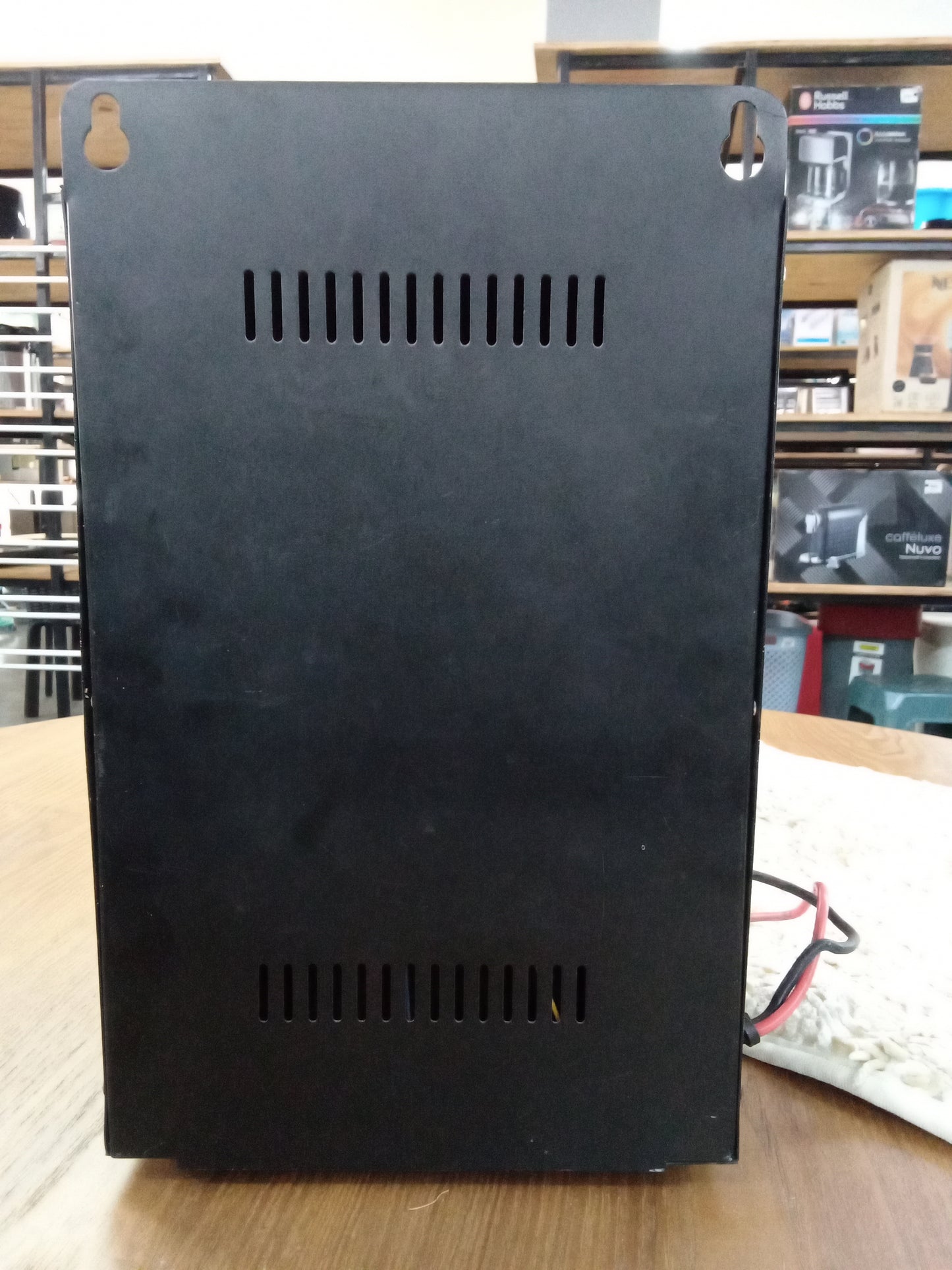 Omega power inverter