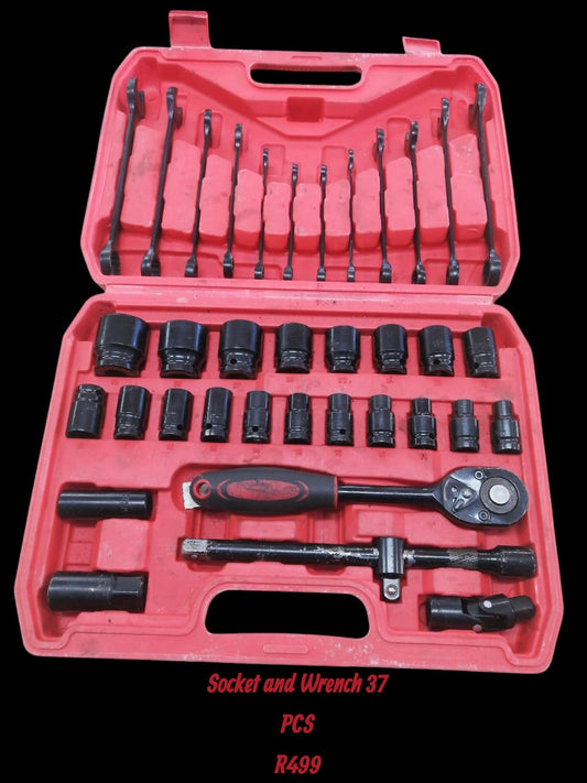 37 Piece Socket Wrench Set
