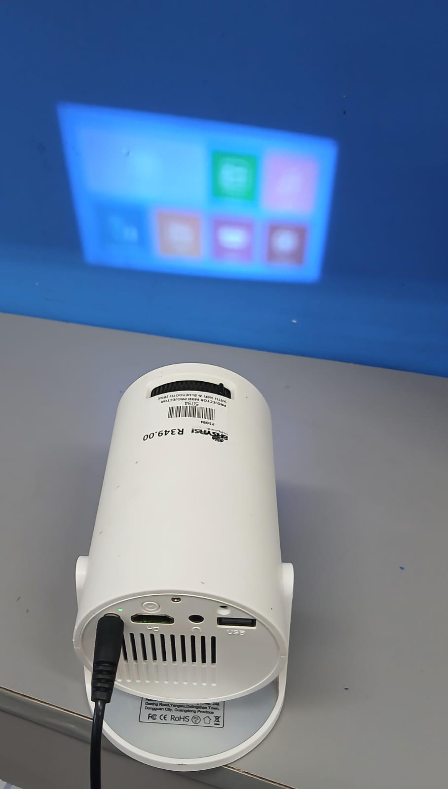 Q200 Mini Projector With Wi-Fi and Bluetooth