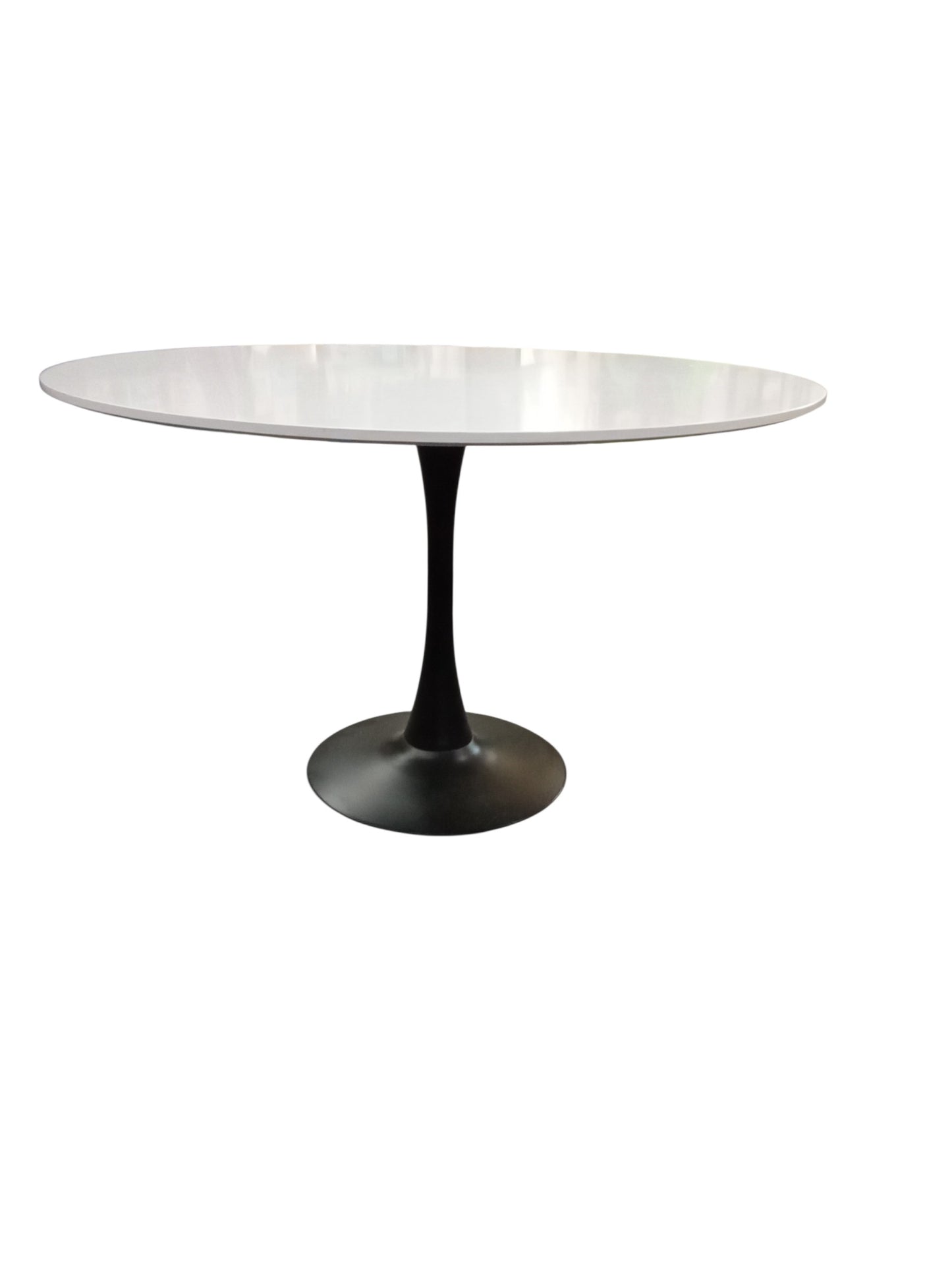 George and Mason Tulip Dining Table
